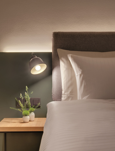 Bedroom 4, Hotel the YARD, Berlin