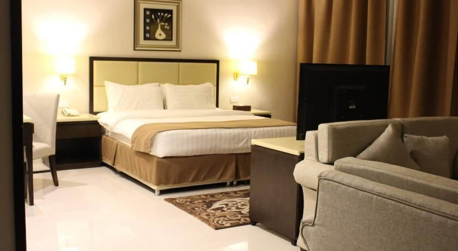 Bedroom 3, Grand East Hotel - Resort & Spa Dead Sea, Shooneh Janoobiyyeh
