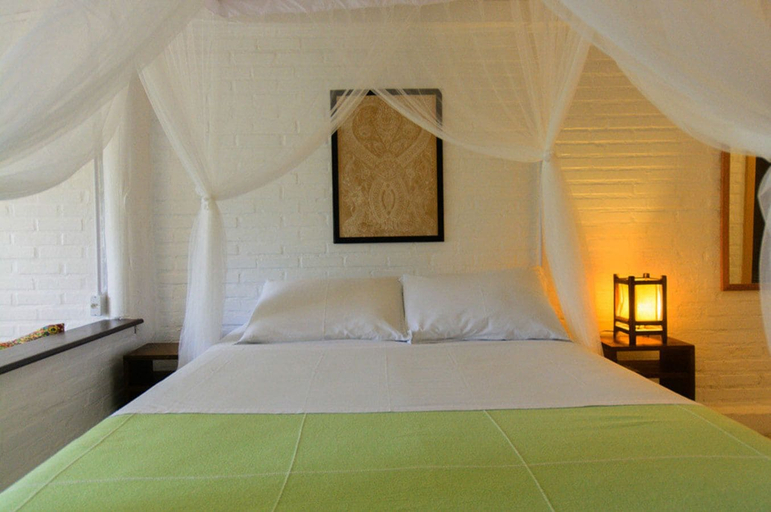 Bedroom 2, Pousada Mevlana Garden, Imbituba