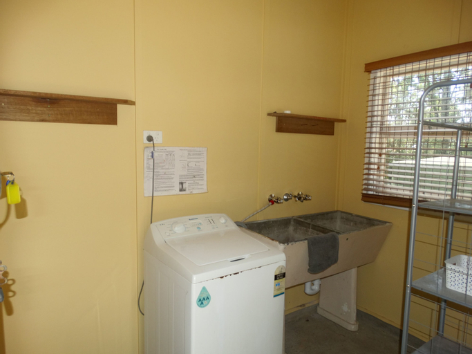 Bedroom 3, Tuckers Rocks Cottage, Bellingen
