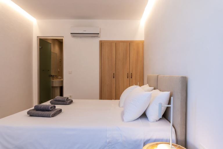 Bedroom 4, Mykonos Divino, South Aegean