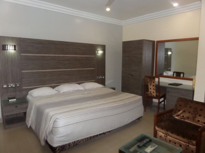 Bedroom 2, Parkview Hotel Abuja, AbujaMun
