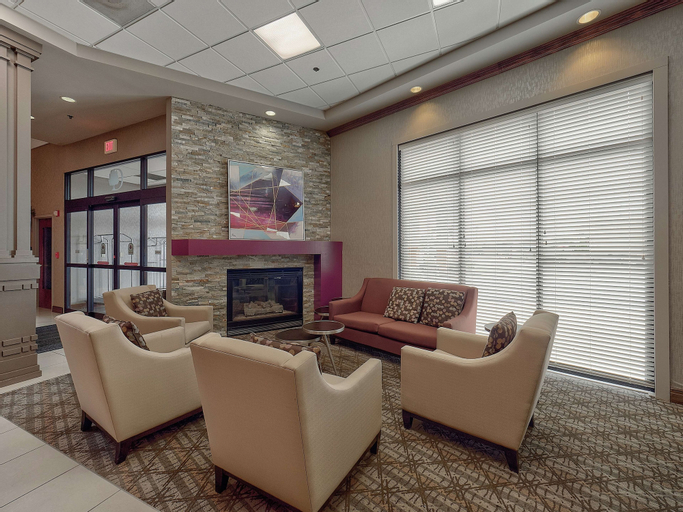 Public Area 5, DoubleTree by Hilton Hotel Bloomington, McLean