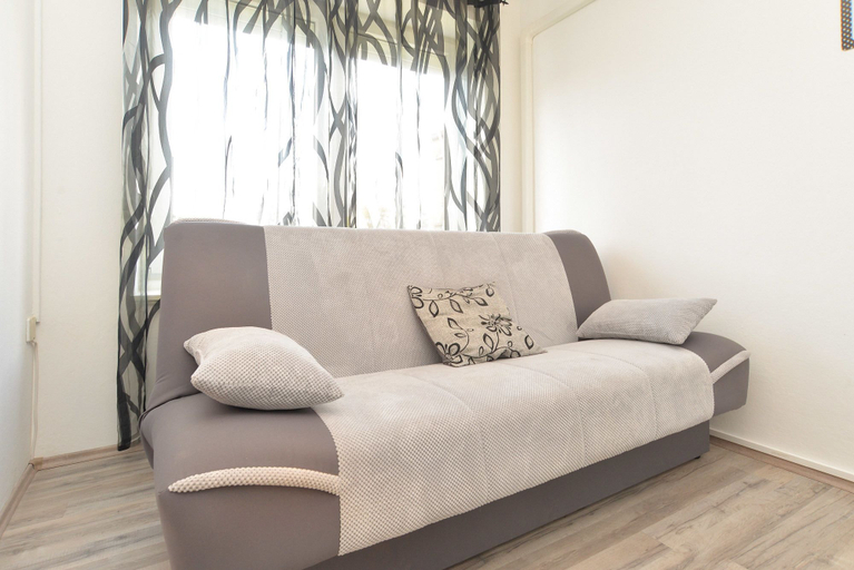 Others 5, Apartment 1601, Fažana