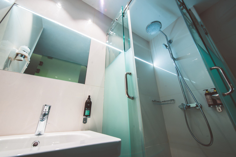 Bathroom 4, Caramel Boutique Hotel, Beirut