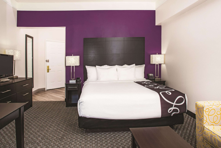 Bedroom 17
