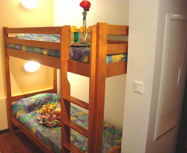 Bedroom 4, Residence Le Soleil, Hautes-Pyrénées