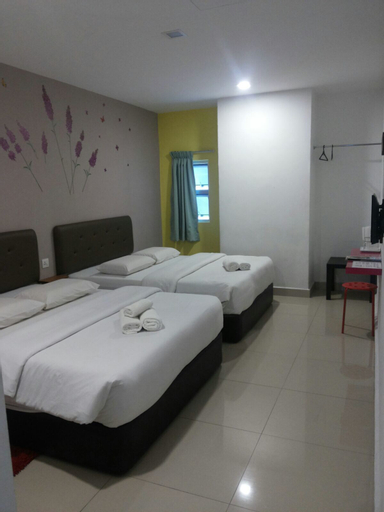 Bedroom 3, Hotel Viva, Klang