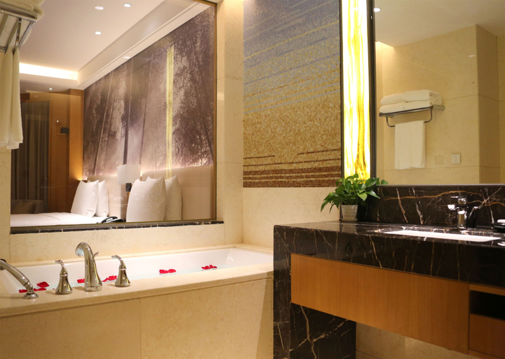 Bathroom 5, Xiamen C&D Hotel, Xiamen