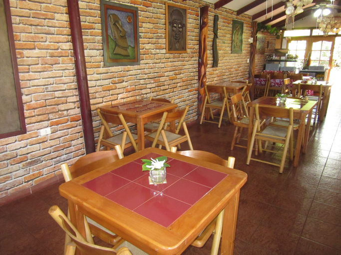 Food & Drinks 4, Mataveri Inn, ísla de Pascua