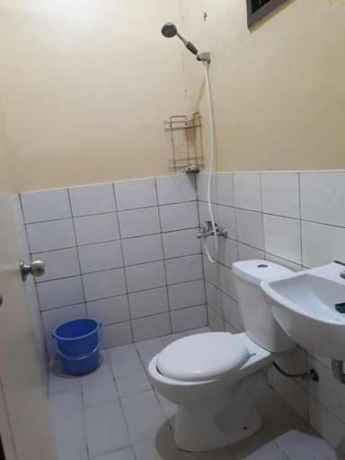 Bathroom 3, Port Barton DIY, San Vicente