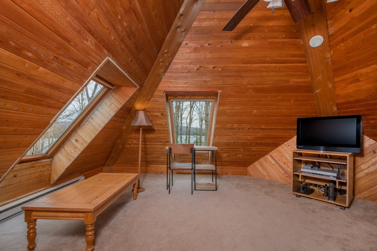 Others 4, Cabin Dreams, Garrett