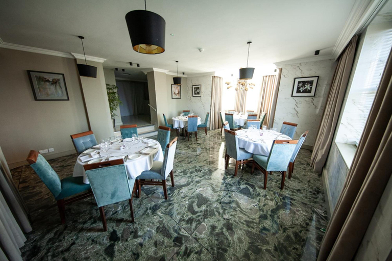 Food & Drinks 5, Berwick Manor Hotel, London