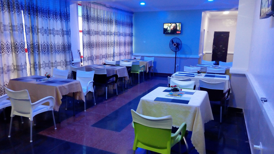 Food & Drinks 4, Denposon Royal Hotel, Alimosho