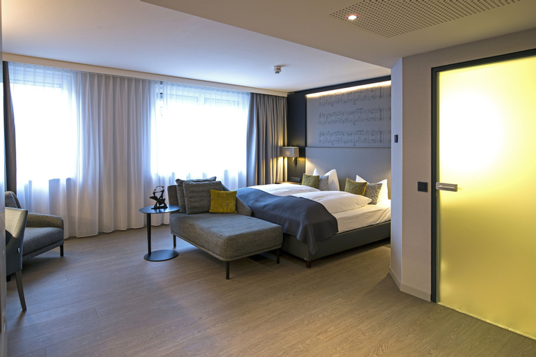 Bedroom 13
