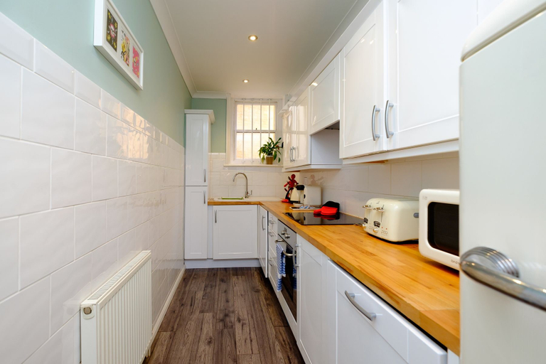 Others 5, Brighton Rock Apartment, Brighton and Hove