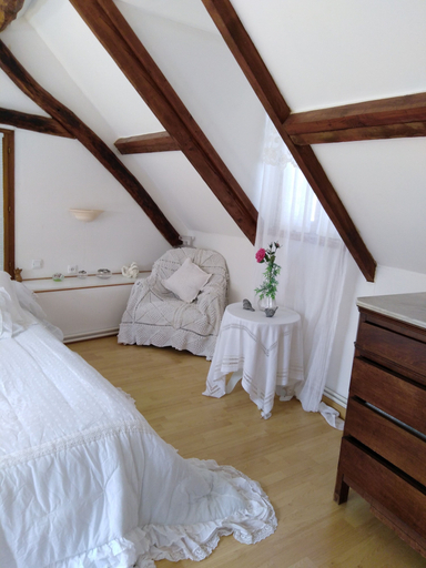 Bedroom 3, Le Moulin des Roses, Somme