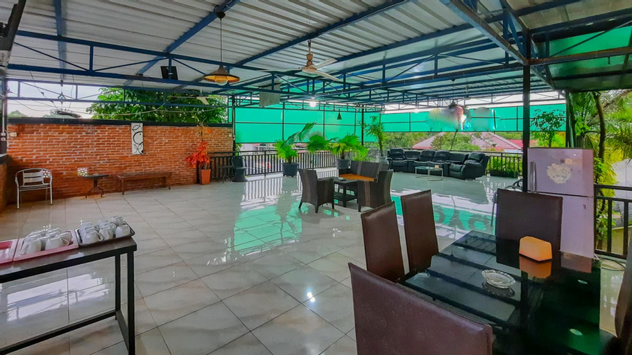 Food & Drinks, Wisma Malawen Palangkaraya Mitra RedDoorz, Palangkaraya