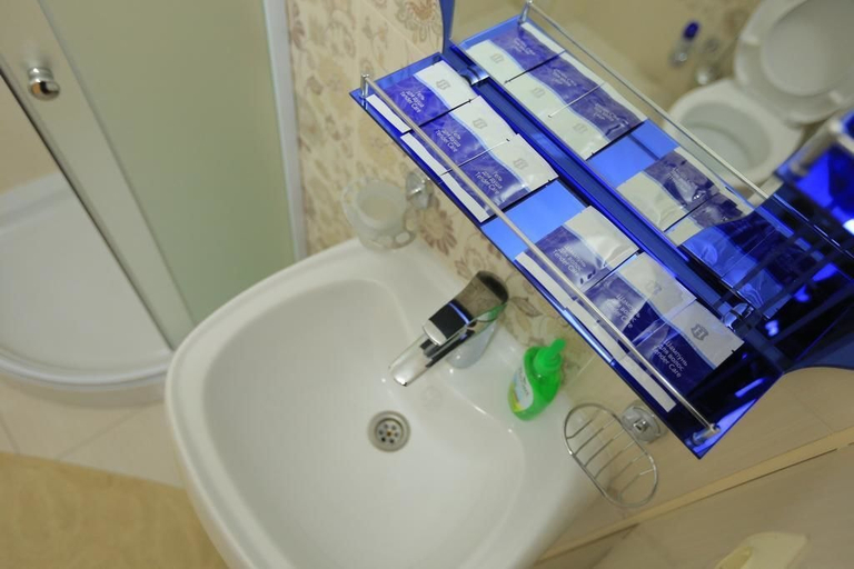 Bathroom 3, Hotel Sirius Azau, Karachayevskiy rayon