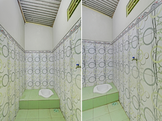 Bedroom 5, SPOT ON 92264 Argo Homestay, Pacitan