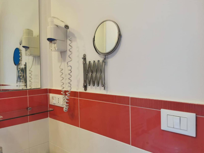 Bathroom 5, Mocenigo Vatican Suites, Roma