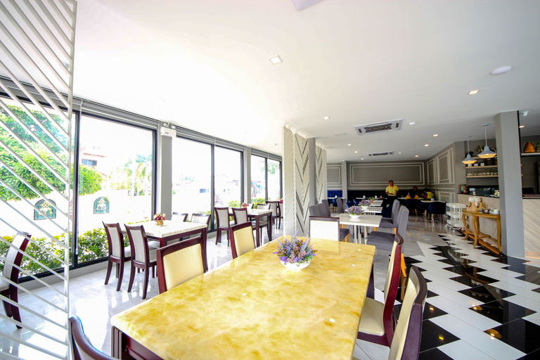 Food & Drinks 5, Jasper Hotel Ban Phai, Ban Phai