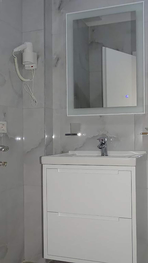 Bathroom, Hotel Fabio, Sarandës