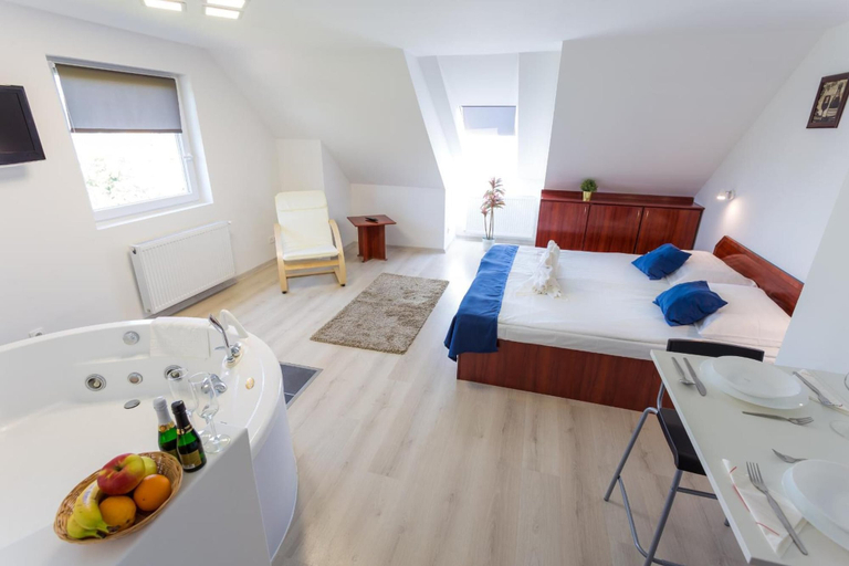 Bedroom 3, Classic Hotel, Budapesti