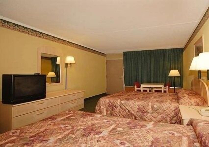 Bedroom 3, Way Inn and Conference Center, Lexington