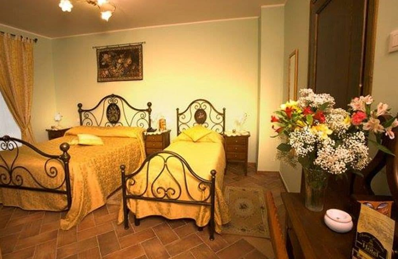 Bedroom 2, Antica Locanda della Via Francigena, Viterbo