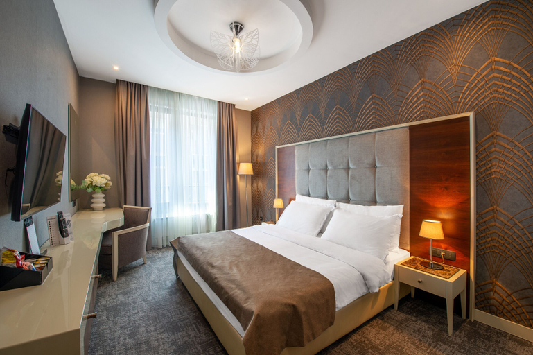 Bedroom 2, Crystal Hotel Belgrade, Belgrade
