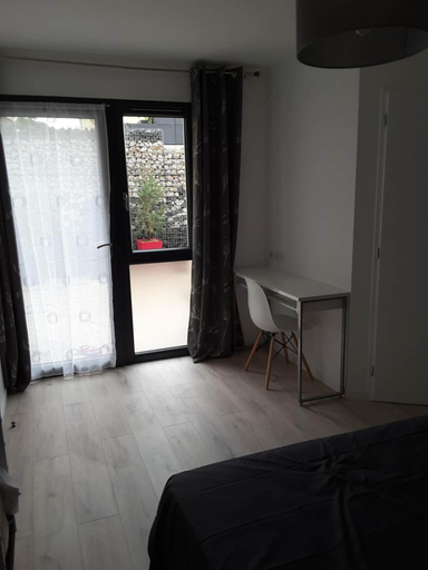 Bedroom 3, Villa'vi Lyon Est Chambres d'Hôtes, Rhône