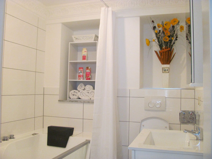 Bathroom 4, Apartment Storchenfärbe, Memmingen