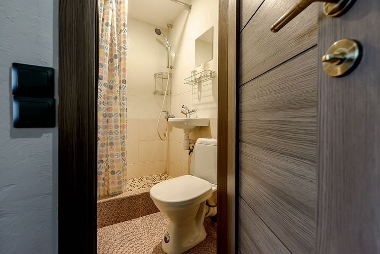 Bathroom 4, Piter Palace Inter, Sankt-Peterburg gorsovet