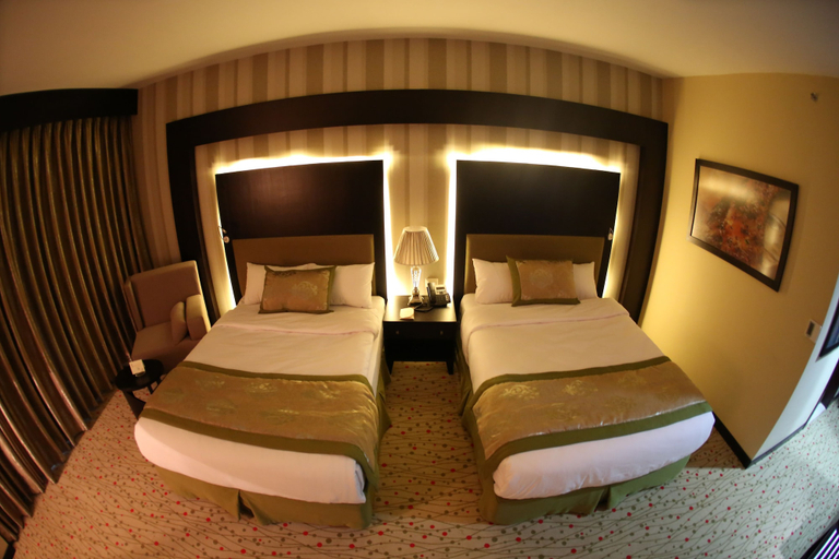 Bedroom 2, Palestine Plaza Hotel, Ramallah and Al-Bireh