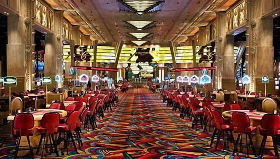 Food & Drinks 4, Hollywood Casino & Hotel, Dearborn