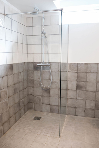 Bathroom 3, Saga Studios by Heimaleiga, Reykjavík