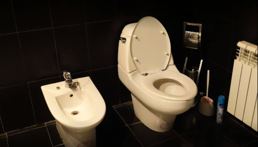 Bathroom, Destiny 1 Hostel, Yerevan