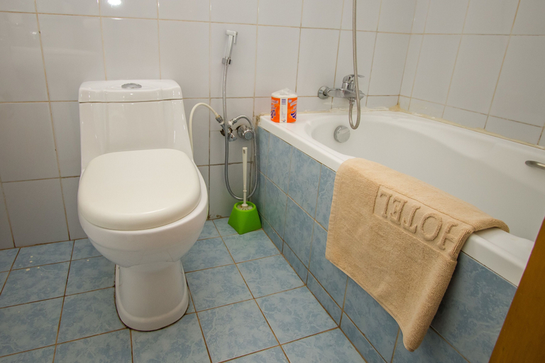 Bathroom 5, Hibis Hotel, Entebbe