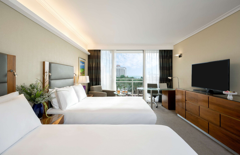 Bedroom 4, Hilton Tel Aviv