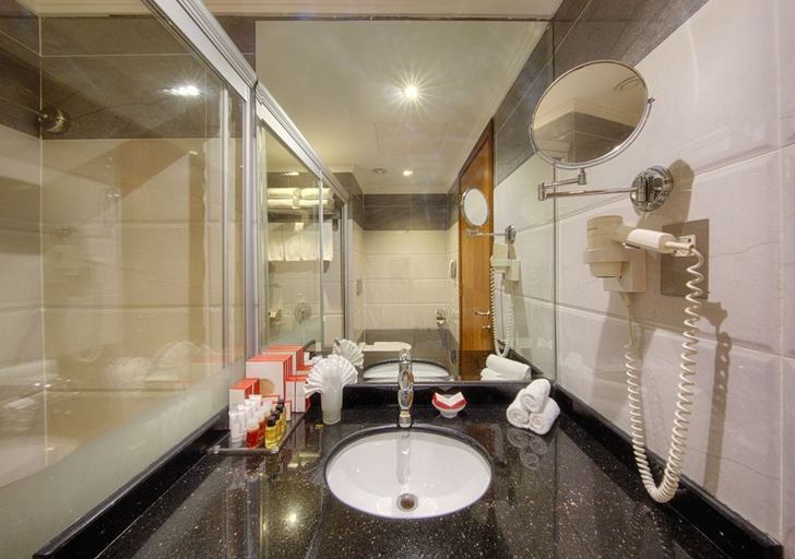 Bathroom 4, Al Safwah Orchid, Makkah