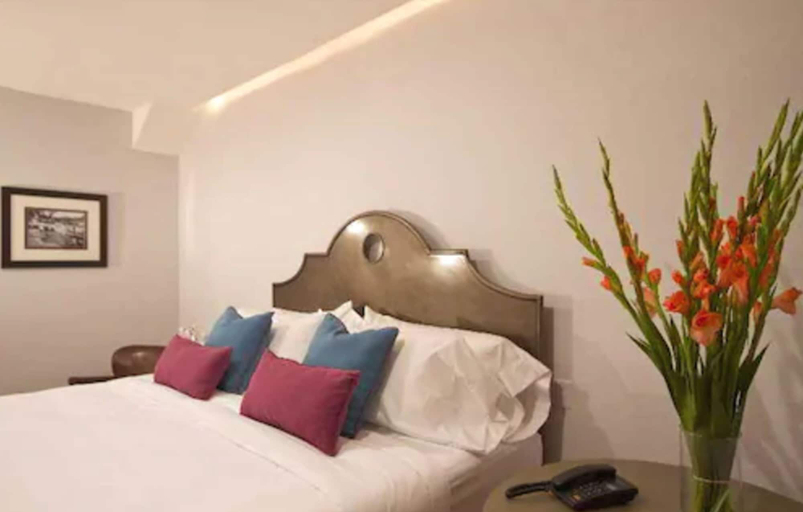 Bedroom 3, Alta Las Palomas Hotel, Santa Ana