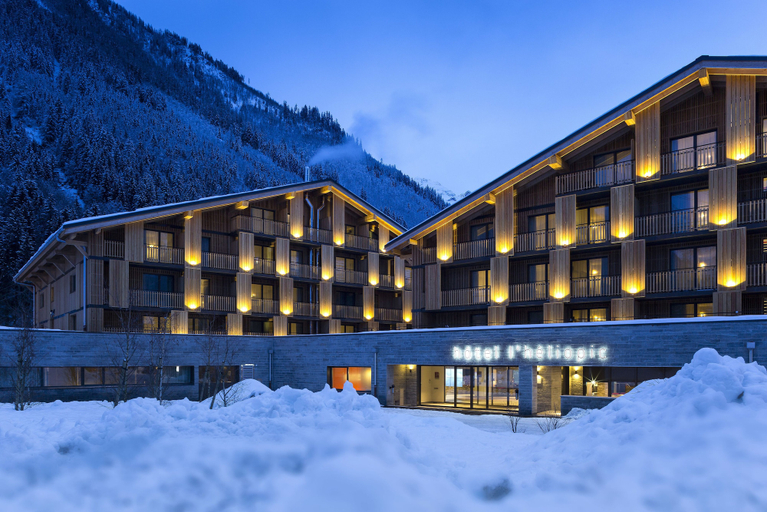 Exterior & Views 2, Héliopic Hôtel & Spa, Haute-Savoie