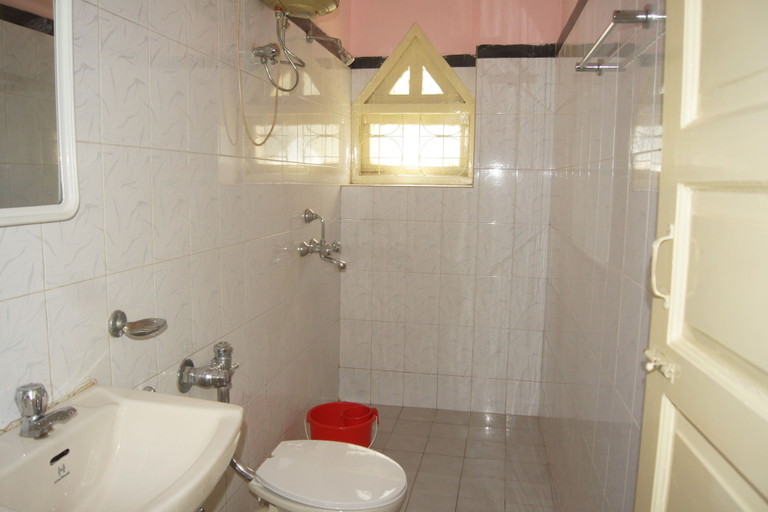 Bathroom 5, Mapusa Residency, North Goa