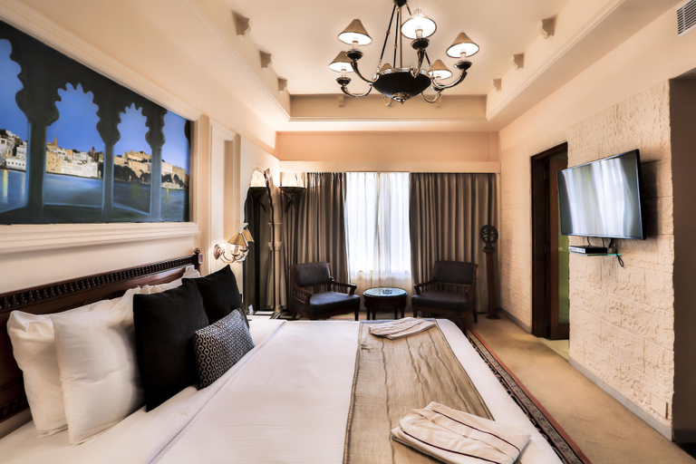 Bedroom 3, Sun N Sand Hotel Mumbai, Mumbai Suburban