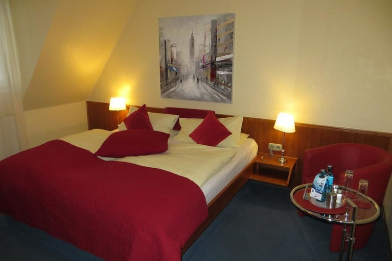 Bedroom 4, Burghotel Münzenberg, Wetteraukreis