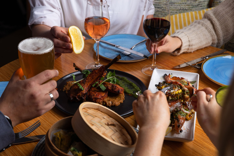 Food & Drinks 7