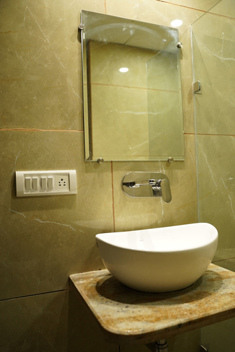 Bathroom 5, Hotel Anand Empire, Delhi