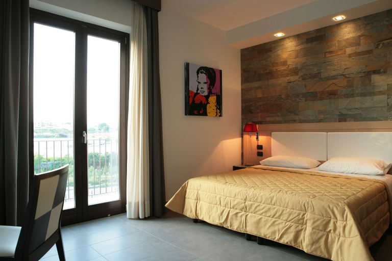 Bedroom 4, Visagi, Napoli