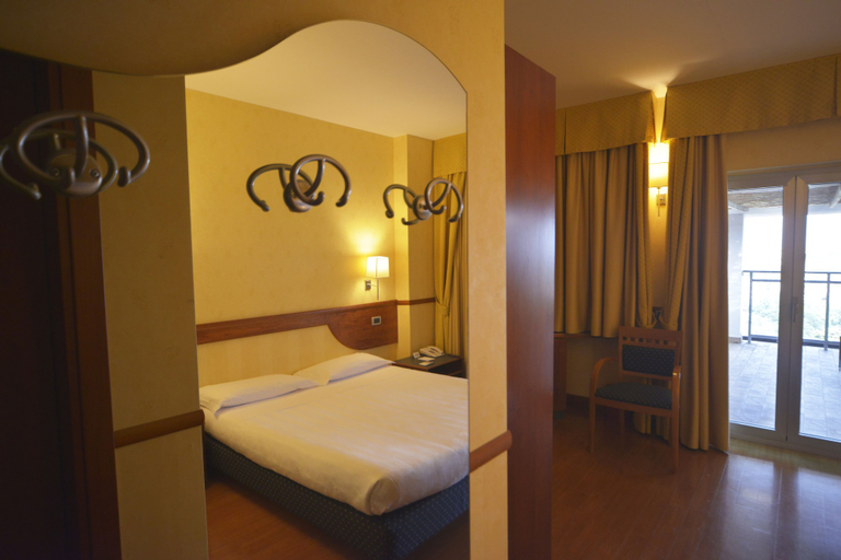 Bedroom 4, Best Western Hotel I Colli, Macerata